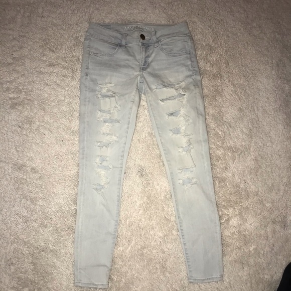 American Eagle Outfitters Pants - American Eagle ripped skinny jean